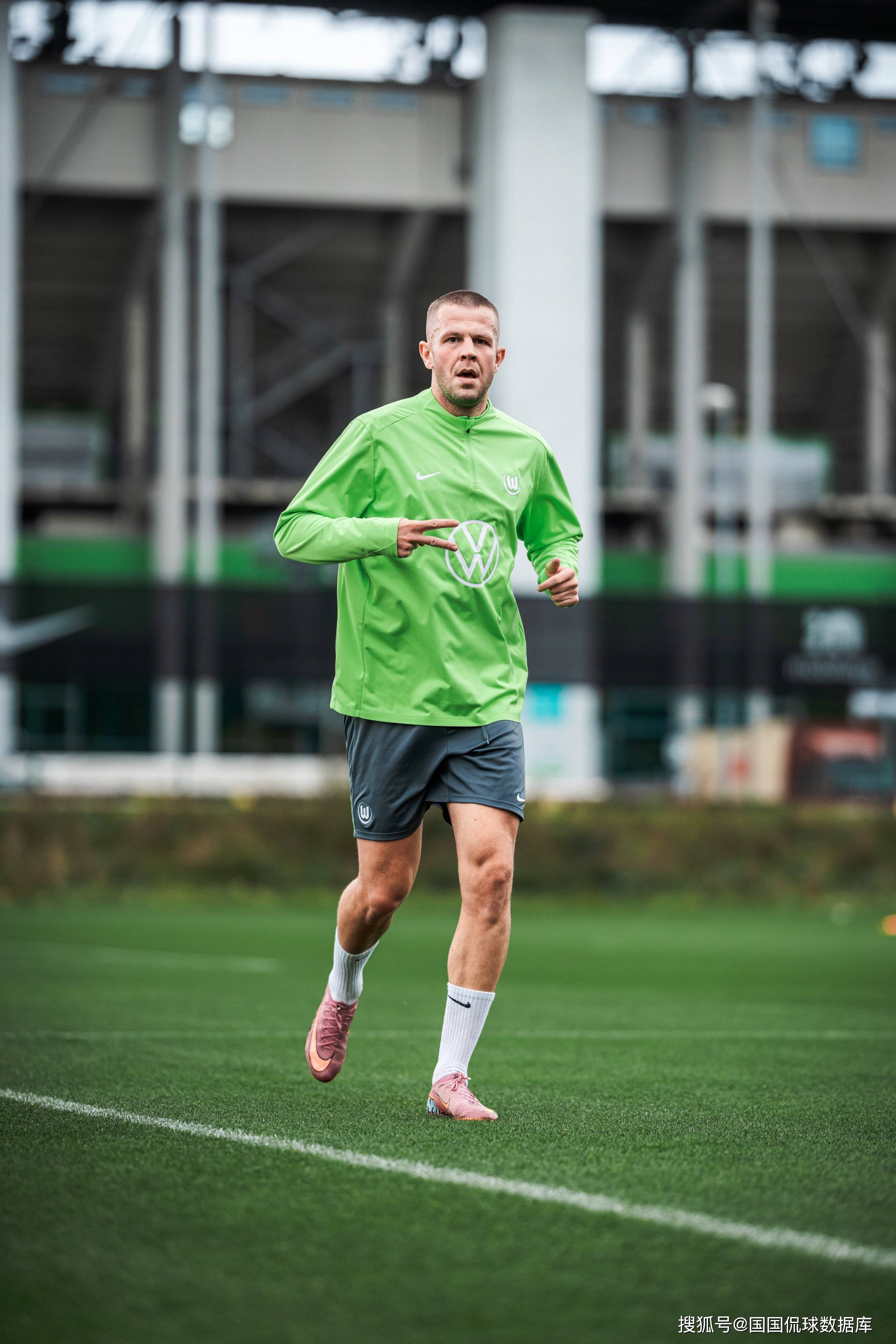 开云体育官网-德甲倒计时，圣安东尼奥马刺今晚队长鼓劲，细节引发关注，震撼外界，团队化学反应显著(圣安东尼奥马刺vs纽约尼克斯)