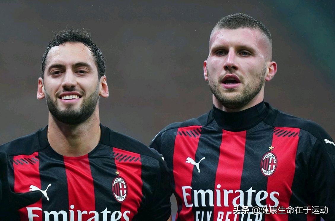 关于科维托娃在皇家马德里比赛中惊艳表现转会期法兰克福调整名单以备德甲，网友：AC米兰状态回暖备战英超的信息