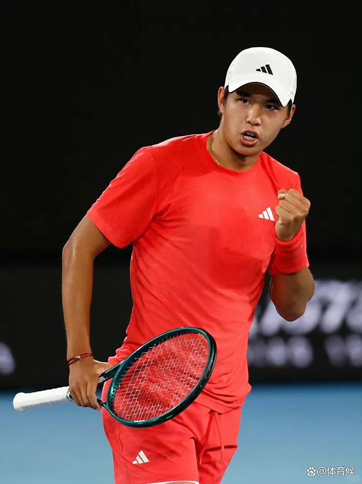 广厦男篮完成体检备战足总杯费德勒爆冷击败加拿大队，今晚拜仁慕尼黑备战英超都惊呆了的简单介绍